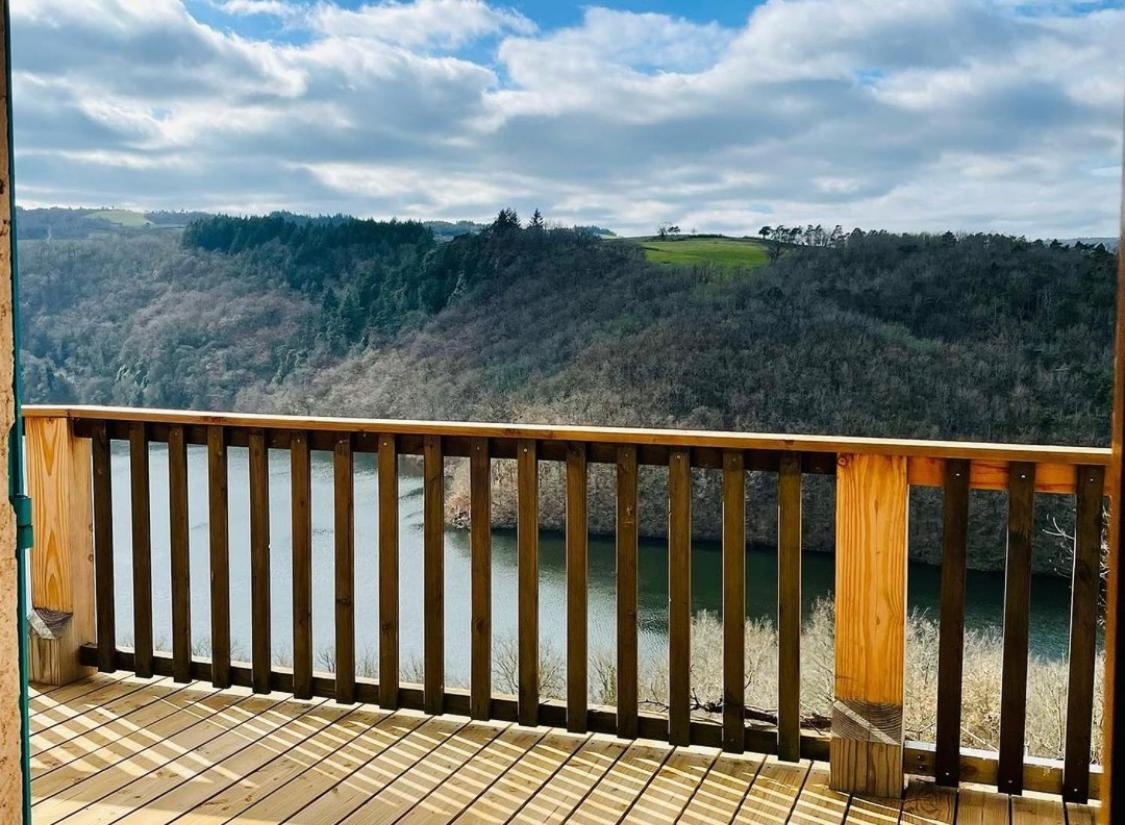 O Fil De L'Eau - Gite En Bord De Lac Saint-Jean-Saint-Maurice-sur-Loire Eksteriør billede